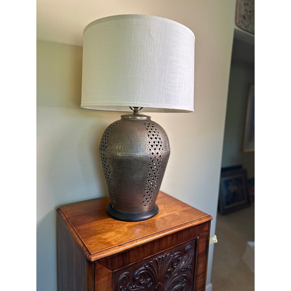 Vtg. Bronze Gold Table Lamp, Textured Metal Base, Contemporary Rustic Lamp, MCM - Picture 5 of 16